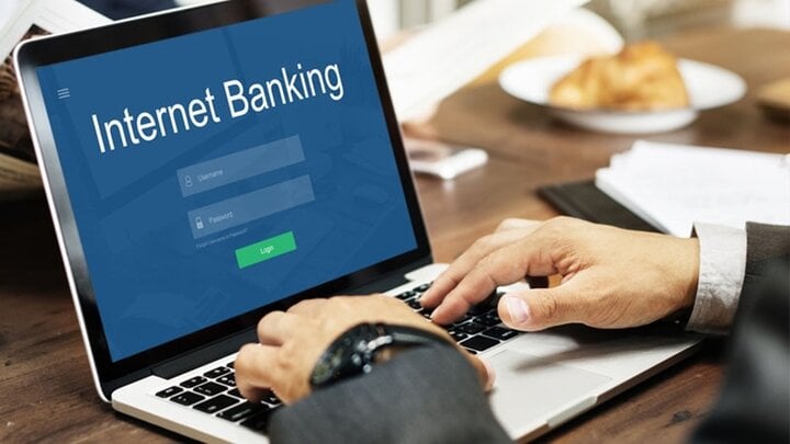 Tài khoản Internet Banking bị khóa có được rút và nhận tiền?- Ảnh 1.