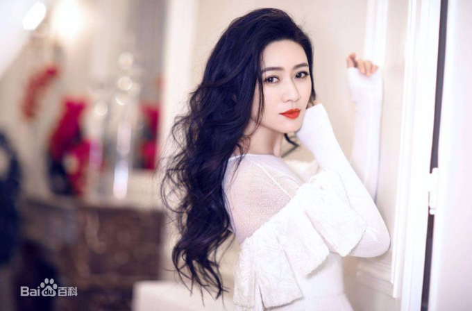 Mỹ nhân được cả showbiz kính nể vẫn trẻ đẹp sau 30 năm, gây sốc vì từ chối thừa kế 46.000 tỷ- Ảnh 6.