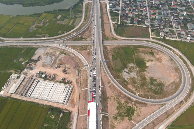 Thông xe cao tốc Diễn Châu - Bãi Vọt, từ Hà Nội đi Vinh chỉ hơn 3 tiếng- Ảnh 4.