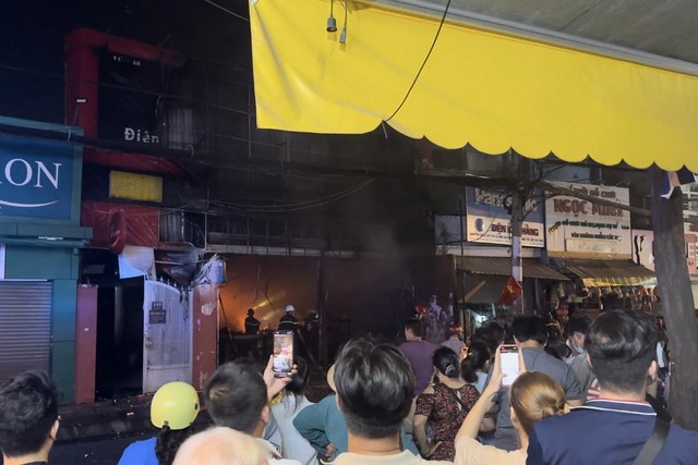 Thông tin mới vụ cháy FPT Shop ở quận Gò Vấp- Ảnh 1.