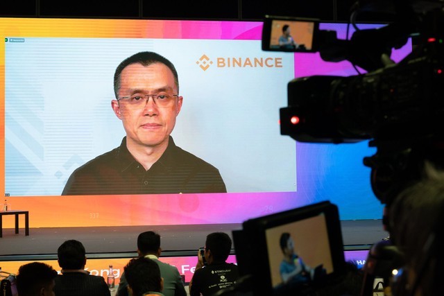 CEO Changpeng Zhao bị bỏ tù nhưng vận may Binance chưa kết thúc: Thêm 40 triệu người dùng mới, sắp trở thành ‘cỗ máy in tiền’, có thể thu 9,8 tỷ USD/năm, đích thân vợ CZ điều hành- Ảnh 1.