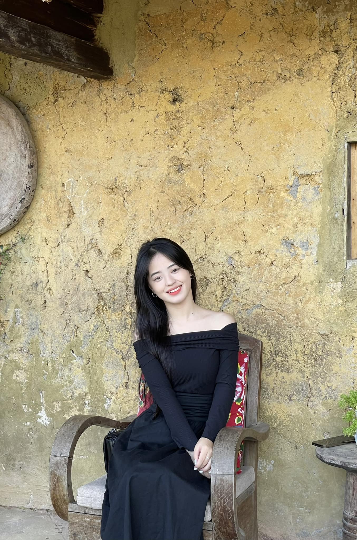 Cô bé bán lê Hà Giang sau 6 năm nổi tiếng: Tuổi 21 đẹp không tì vết, gợi cảm khó nhận ra- Ảnh 6.