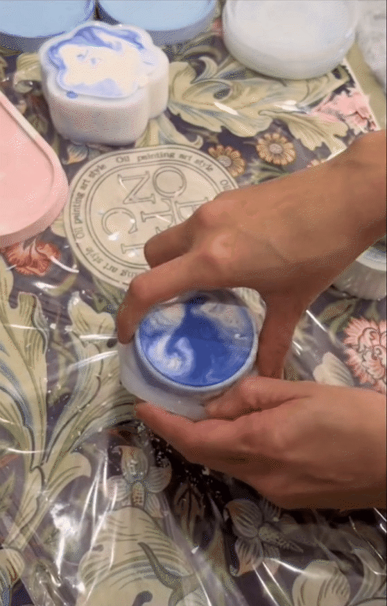 Cô gái trẻ bỏ lương 20 triệu rời Thủ đô về quê để… “đổ khuôn” và cái kết “làm không kịp giao cho khách”- Ảnh 6. Cô gái trẻ bỏ lương 20 triệu rời Thủ đô về quê để… “đổ khuôn” và cái kết “làm không kịp giao cho khách”- Ảnh 6.