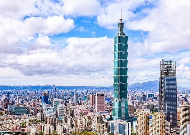 Một tòa nhà cao tới 500 mét, hơn 100 tầng vẫn thành công ‘sống sót’ sau trận động đất mạnh nhất 25 năm tại đảo Đài Loan: Bằng cách 'thần kỳ' nào?- Ảnh 1.