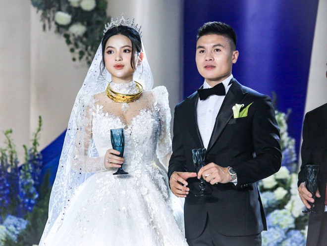 Toàn cảnh mâu thuẫn của Quang Hải - Chu Thanh Huyền với studio ảnh cưới nổi tiếng vì 