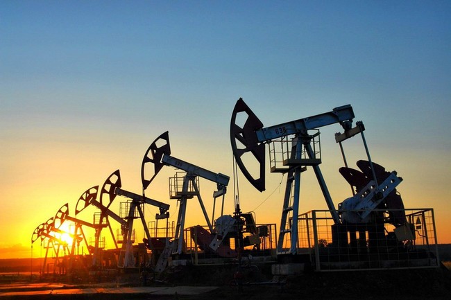 Giá dầu có thể đạt đỉnh khoảng 95 USD/thùng- Ảnh 1.
