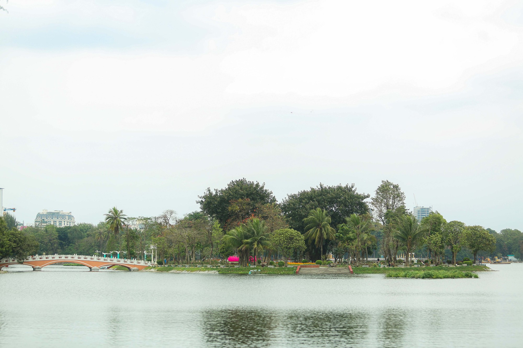 Hiện trạng các công viên chậm tiến độ ở Hà Nội- Ảnh 6.