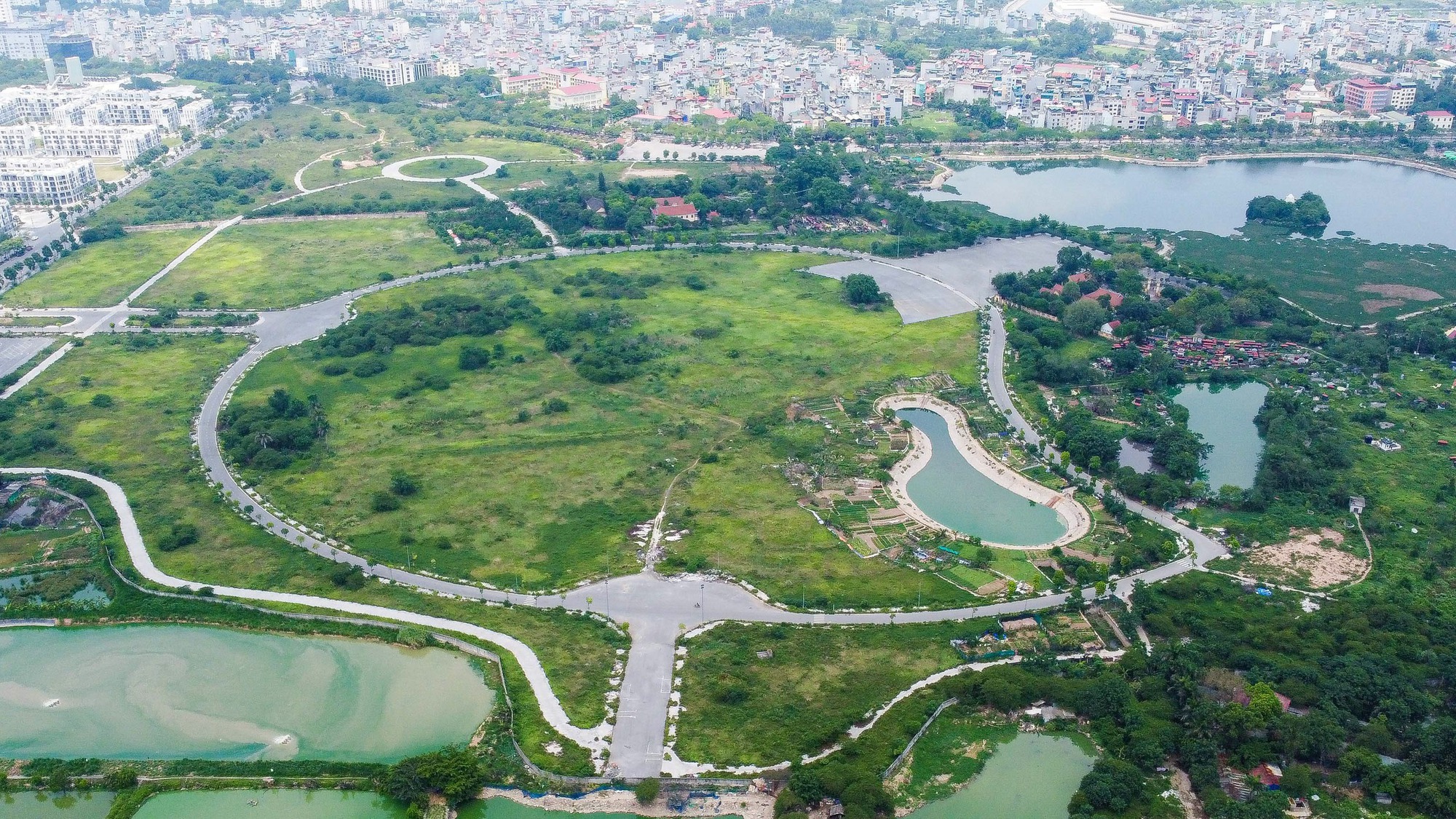 Hiện trạng các công viên chậm tiến độ ở Hà Nội- Ảnh 10.