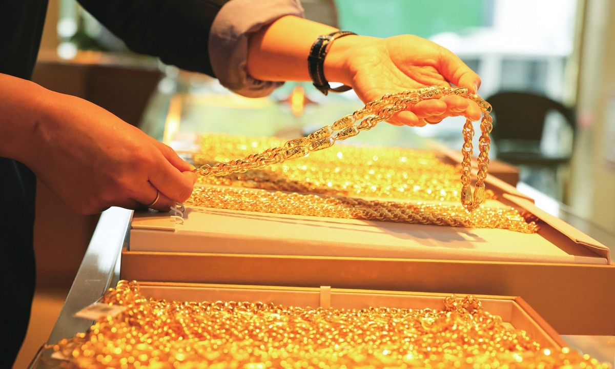 Trung Quốc tăng dự trữ vàng tháng thứ 17 liên tiếp- Ảnh 1.