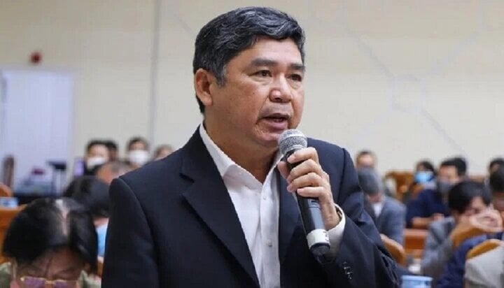 Miễn nhiệm Ủy viên UBND tỉnh Quảng Nam đối với 2 nguyên lãnh đạo Sở- Ảnh 1.