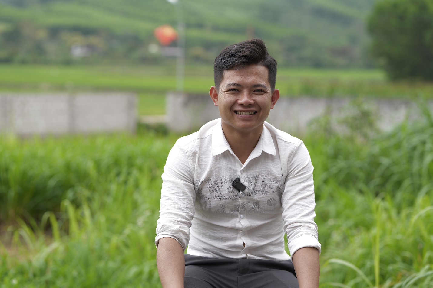 Tinh thần phụng sự xã hội vượt lên trên nghịch cảnh: Đứng dậy sau biến cố làm lỡ dở ước mơ, chàng trai giúp nhiều người Việt Nam có cơ hội việc làm ở nước ngoài- Ảnh 2.