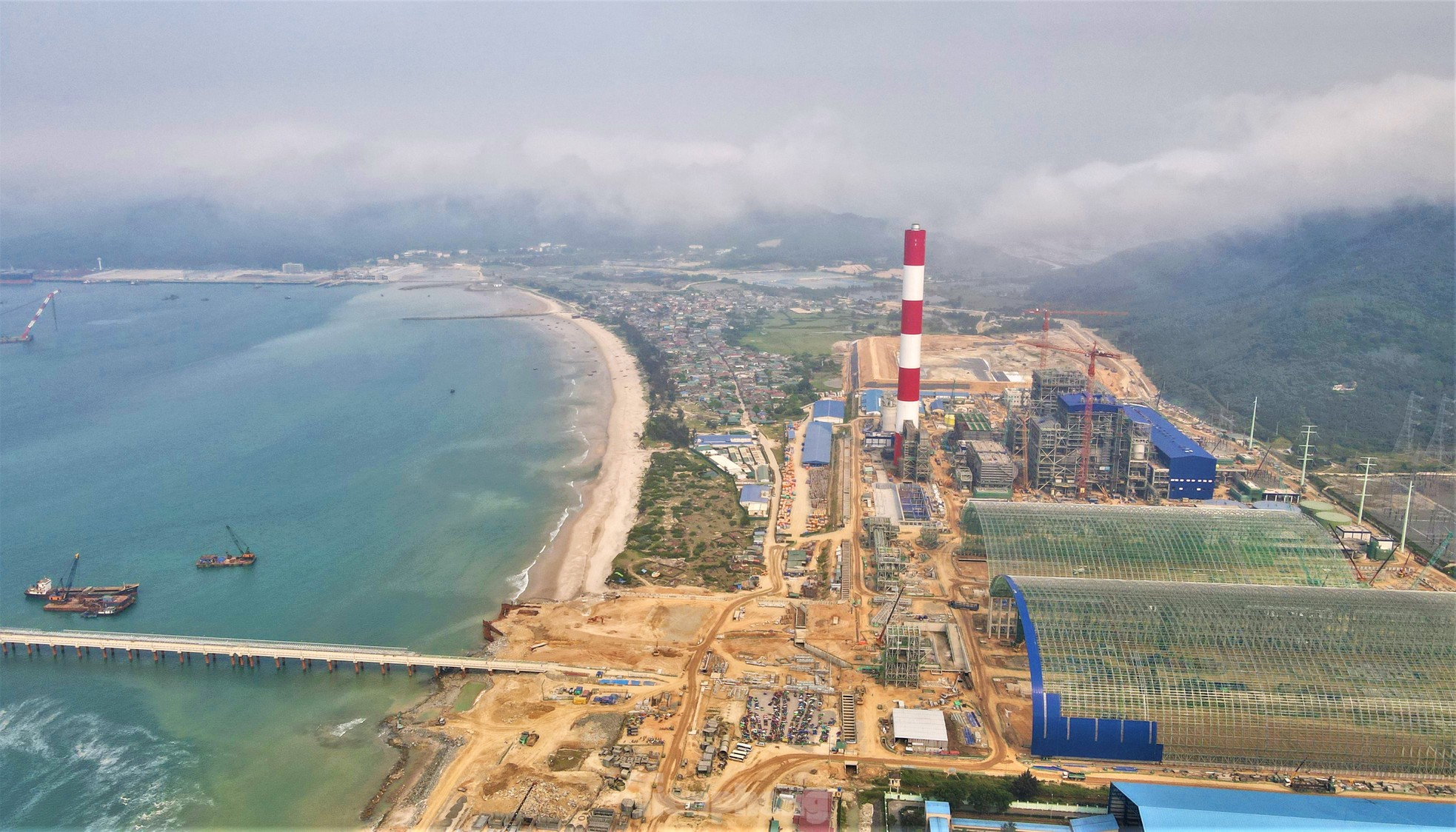 Cận cảnh công trường nhà máy Nhiệt điện 2,2 tỷ USD ở Hà Tĩnh- Ảnh 5.