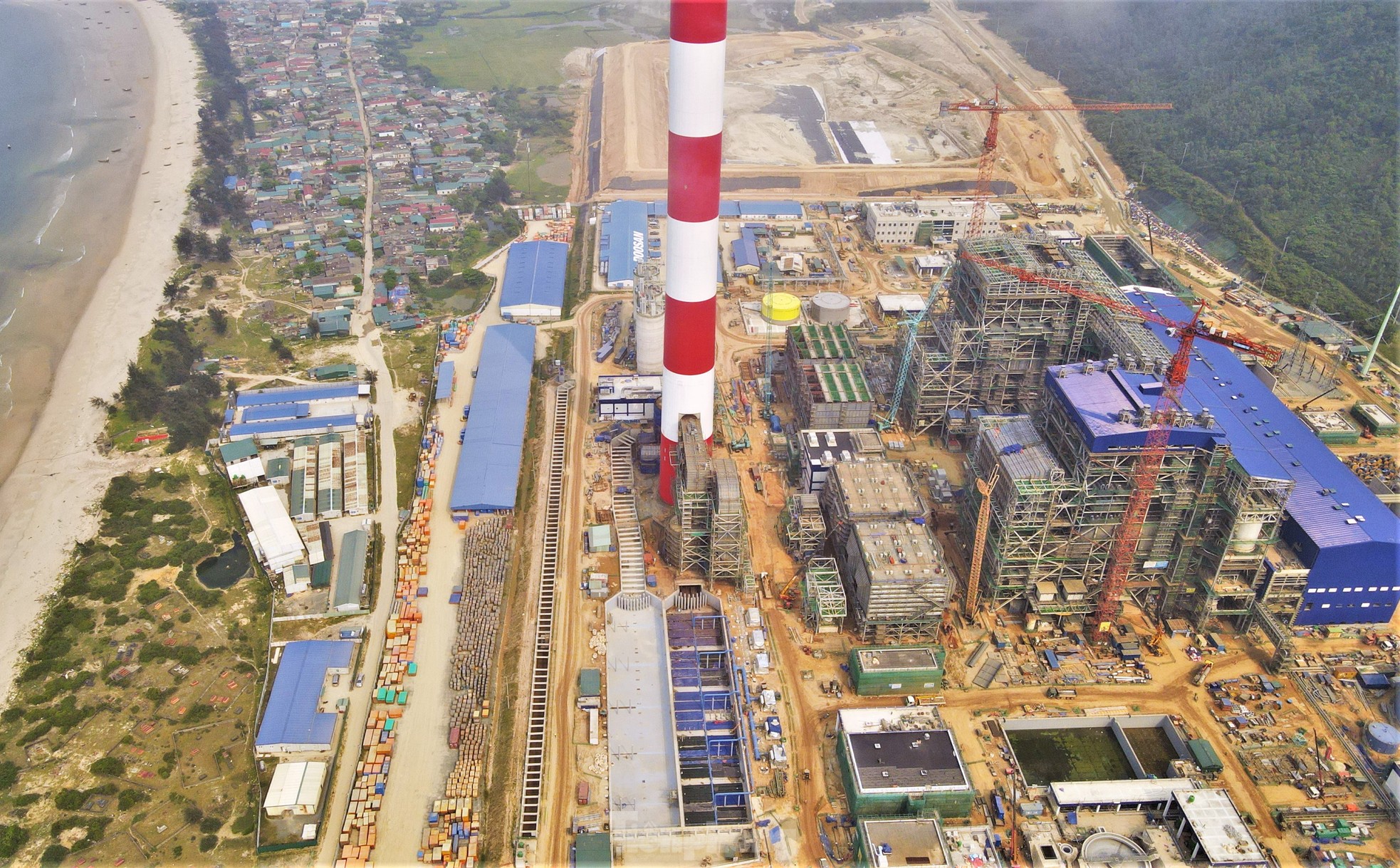 Cận cảnh công trường nhà máy Nhiệt điện 2,2 tỷ USD ở Hà Tĩnh- Ảnh 2.