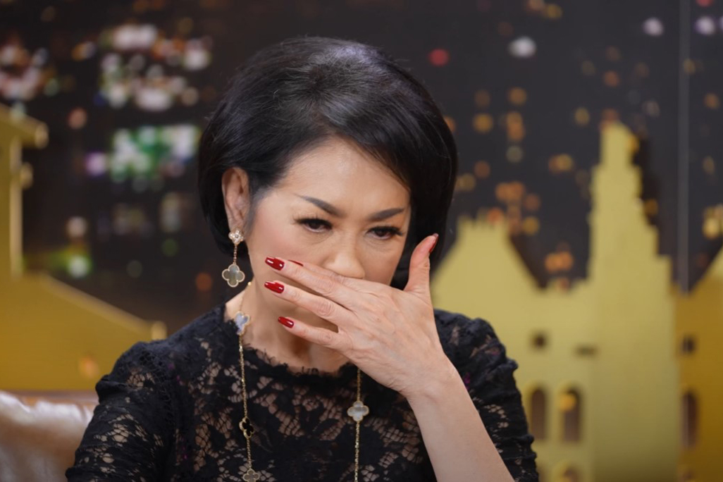 Nữ ca sĩ đông con nhất showbiz Việt, có 9 người con, tuổi U70 vẫn trẻ đẹp, sang chảnh khó tin- Ảnh 4.