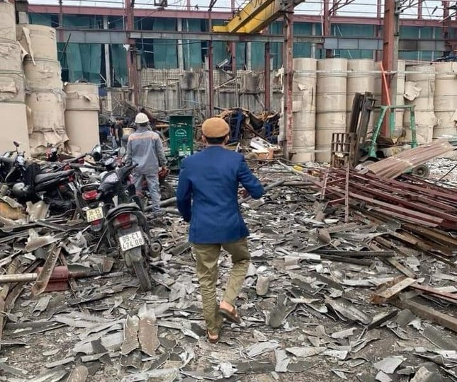Hiện trường vụ nổ nhà máy giấy tại Bắc Ninh khiến một người tử vong- Ảnh 4.