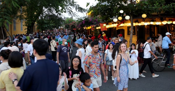 Du lịch Hội An nghỉ lễ: Khách Tây tăng mạnh, khách Việt giảm sâu