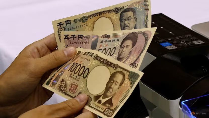 Đồng yên bật tăng mạnh bất thường làm dấy lên nghi vấn Nhật Bản có khả năng đã âm thầm can thiệp- Ảnh 1.