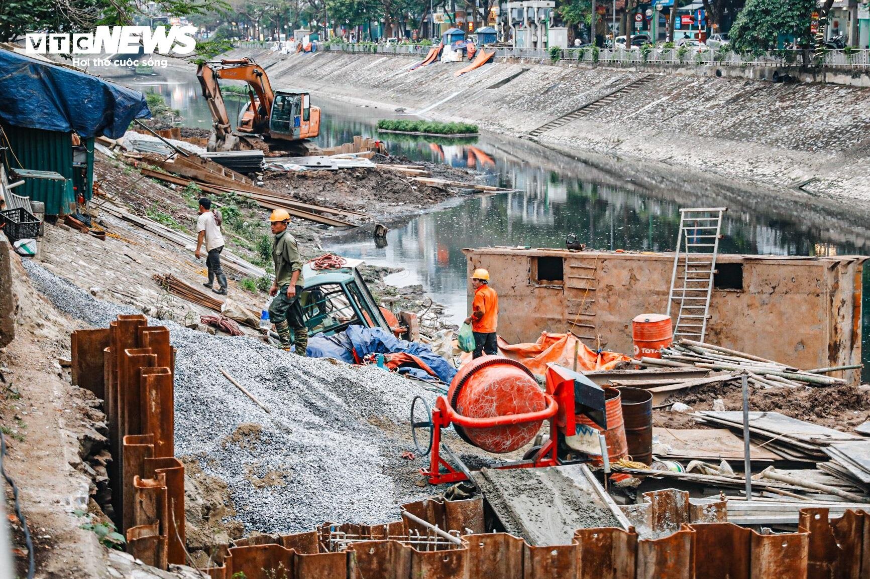 1km 40 họng xả thải, sông Tô Lịch thành cống nước đen lộ thiên- Ảnh 31.