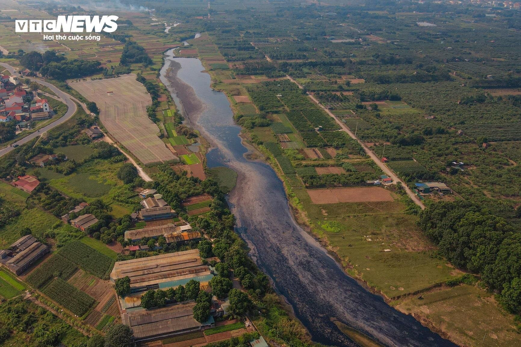 1km 40 họng xả thải, sông Tô Lịch thành cống nước đen lộ thiên- Ảnh 26.