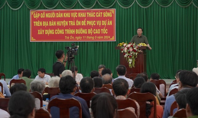 Phó Thủ tướng: 'Họp lên họp xuống nhưng công trình vẫn chờ cát'- Ảnh 3.