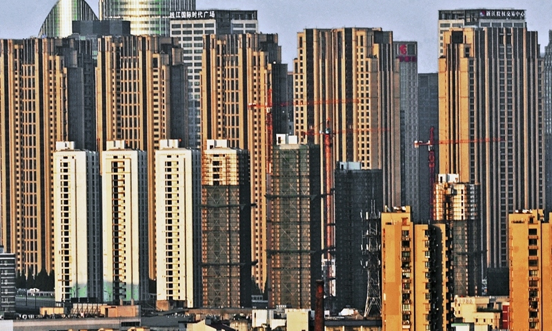 50 thành phố ở Trung Quốc nới lỏng hạn chế mua nhà, vực dậy thị trường BĐS- Ảnh 1.