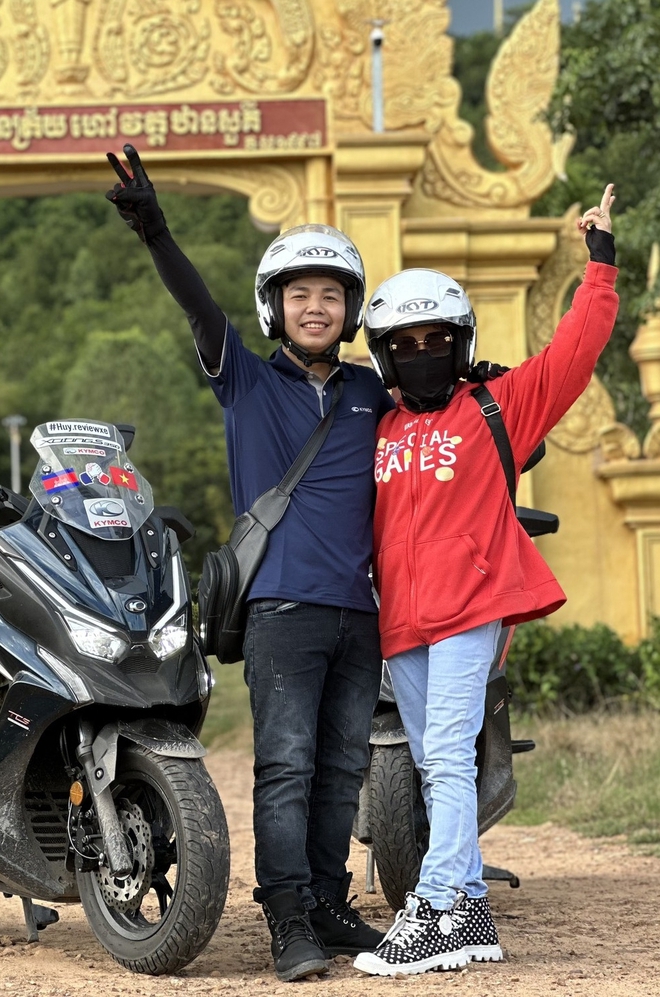 Mẹ U60 cùng con trai đi phượt hàng nghìn cây số bằng xe máy địa hình- Ảnh 9.