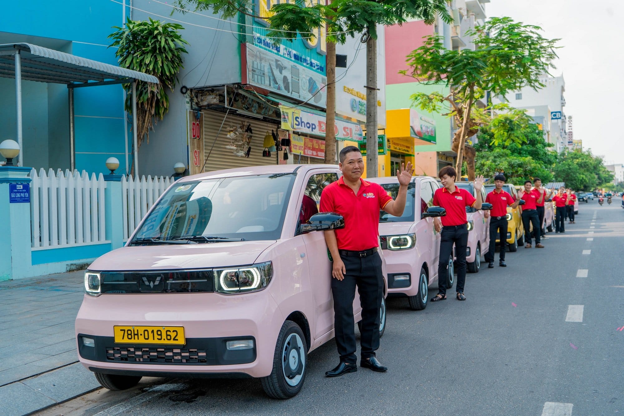 Taxi điện mini đầu tiên tại Việt Nam: Giá cước chỉ bằng 1 nửa Xanh SM của tỷ phú Phạm Nhật Vượng nhưng cộng đồng mạng vẫn lo ngại vì 2 yếu tố này- Ảnh 1.