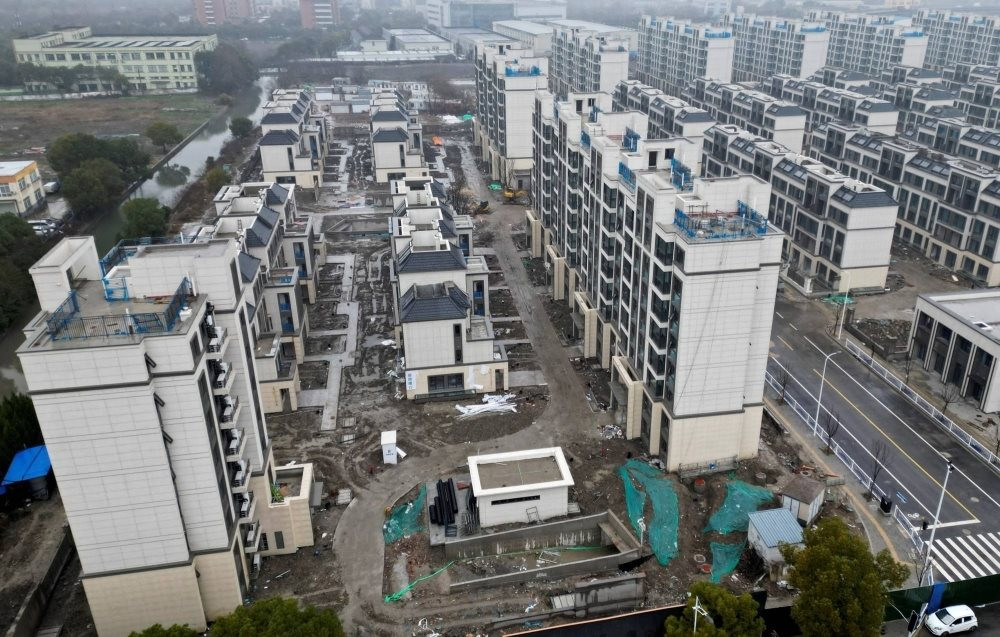 Nỗ lực vực dậy thị trường BĐS, Trung Quốc triển khai chính sách ‘đổi nhà cũ lấy nhà mới’: Lộ một bài toán khó chưa tìm ra lời giải- Ảnh 1.