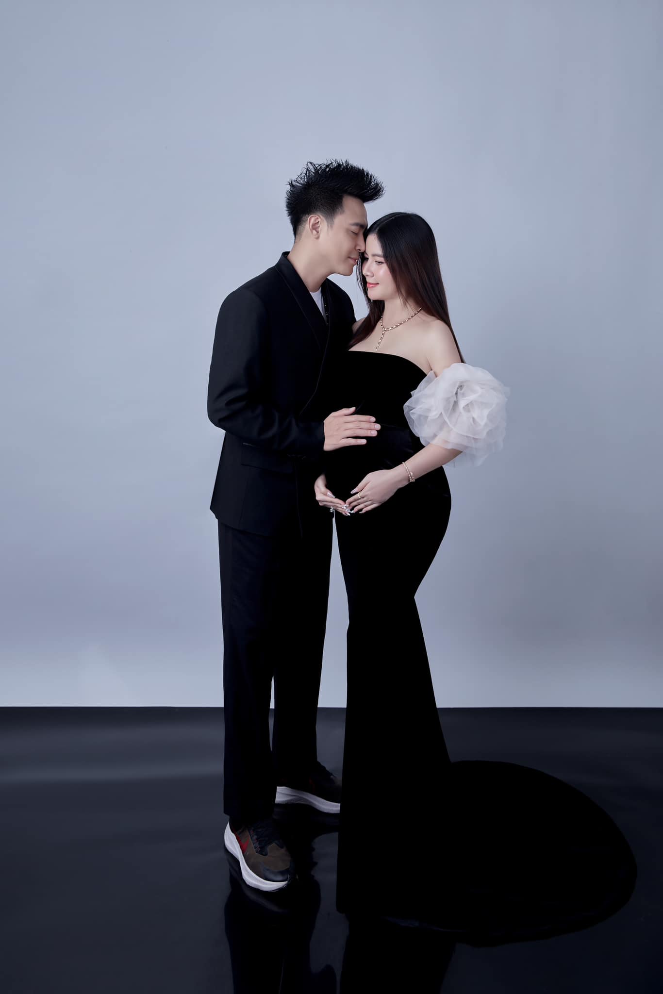 Diễn viên Kha Ly xác nhận đang mang thai 7 tháng sau 8 năm kết hôn- Ảnh 3.