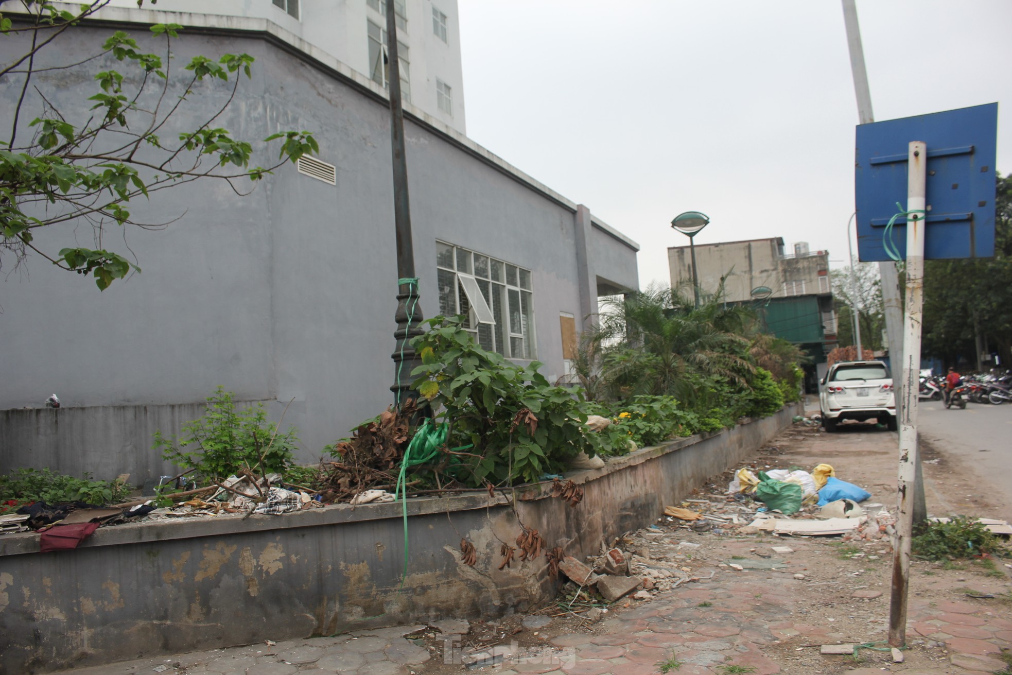 Khu tái định cư view hồ thành ‘bãi rác’ ở Hà Nội- Ảnh 14.