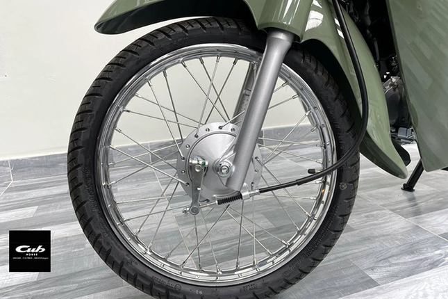 Honda Super Cub 110 2024 giá hơn 80 triệu đồng ở Việt Nam- Ảnh 5.