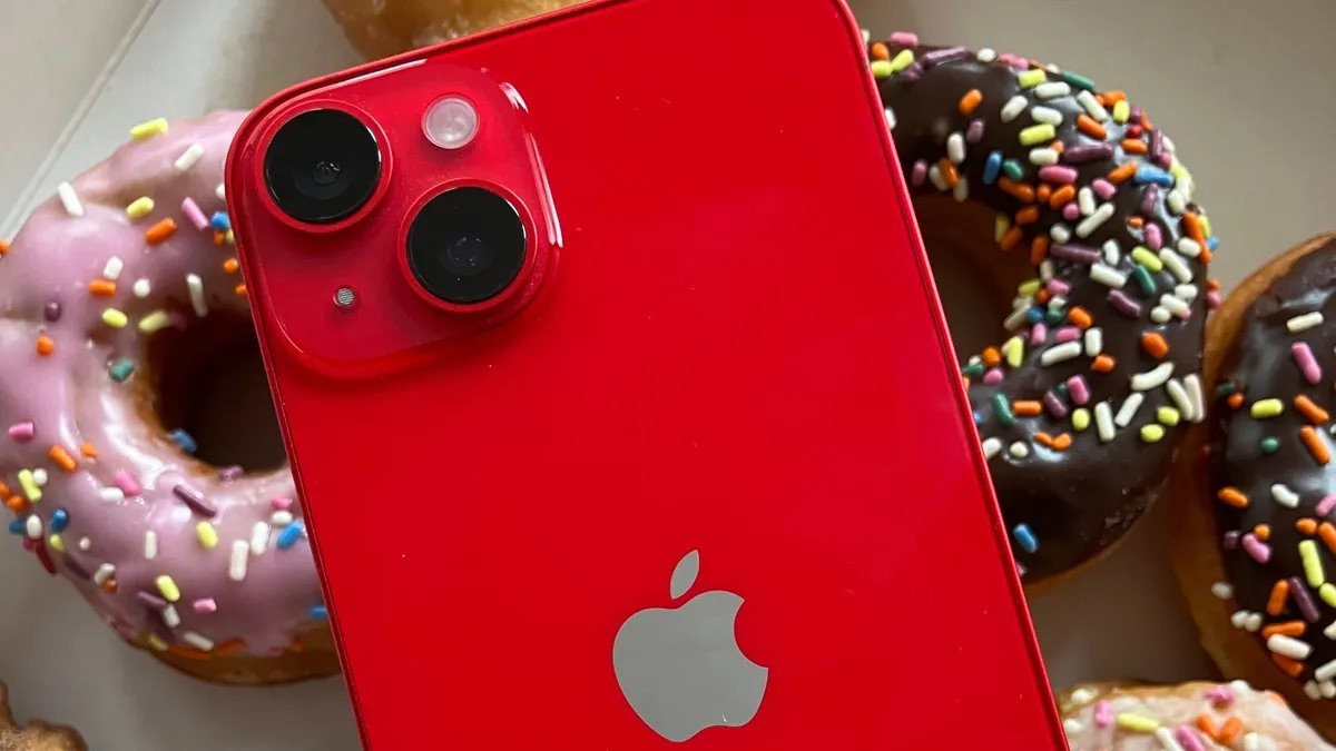 iPhone 15 sẽ có thêm màu đỏ mới- Ảnh 2.