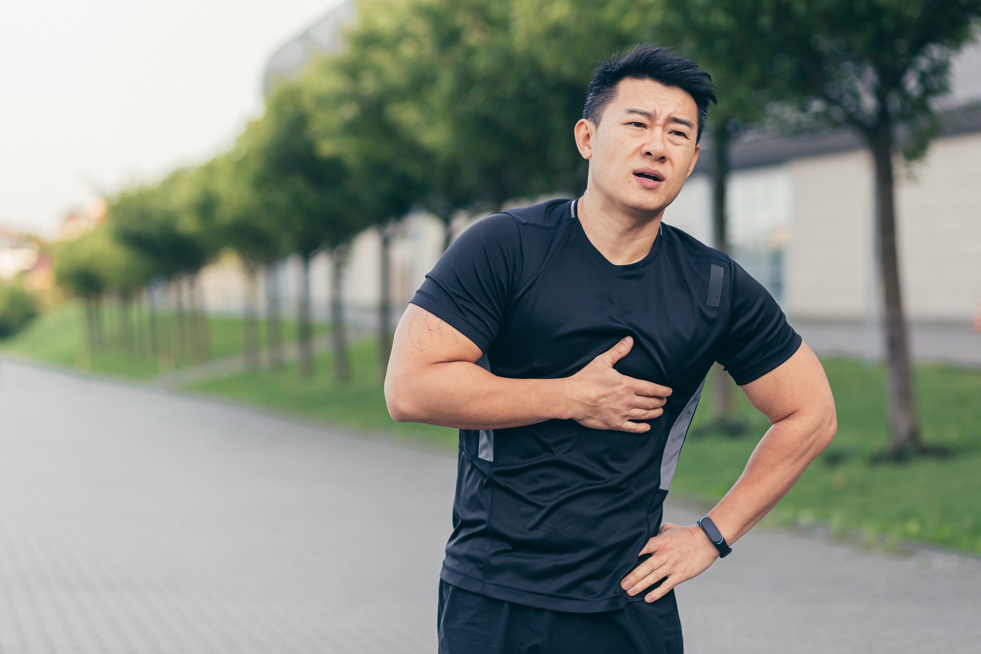 Trước 50 tuổi, nếu nam giới có 4 dấu hiệu này chứng tỏ tim, phổi dần 