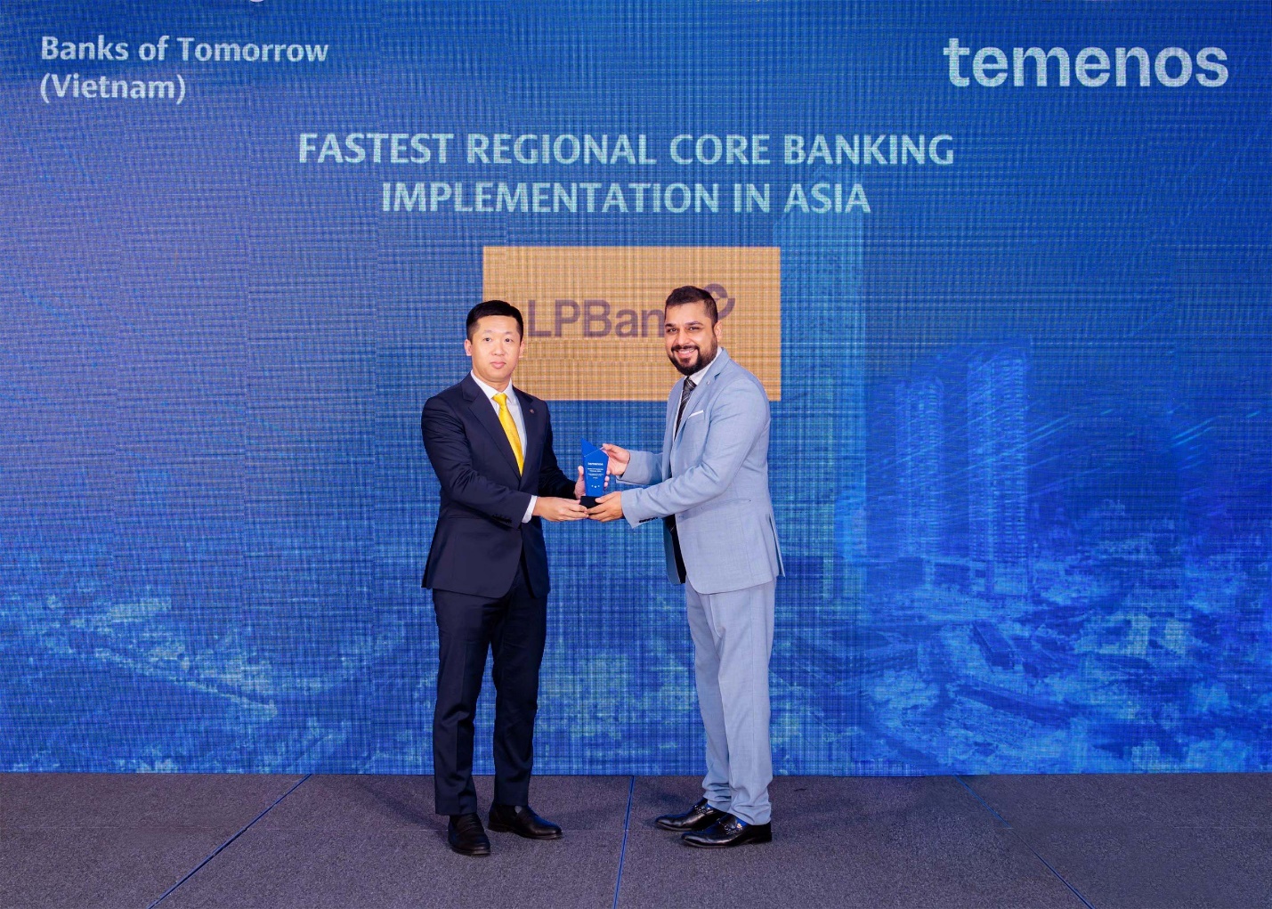 LPBank vinh dự nhận giải thưởng “Triển khai Core Banking nhanh nhất Châu Á”- Ảnh 1.