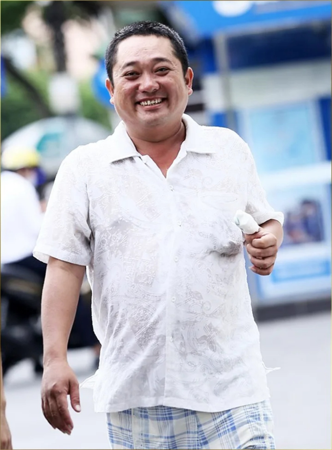 Nam diễn viên Việt khổ nhất showbiz: Ở phòng trọ 15m2, bán xe trả nợ, 40 tuổi kết hôn lần 2 với vợ trẻ đẹp- Ảnh 4.