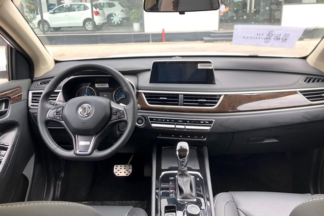 SUV 7 chỗ này giảm giá còn 430 triệu tại Việt Nam: Ngang cỡ CR-V, có phanh điện tử, cửa sổ trời toàn cảnh như xe tiền tỷ- Ảnh 7.