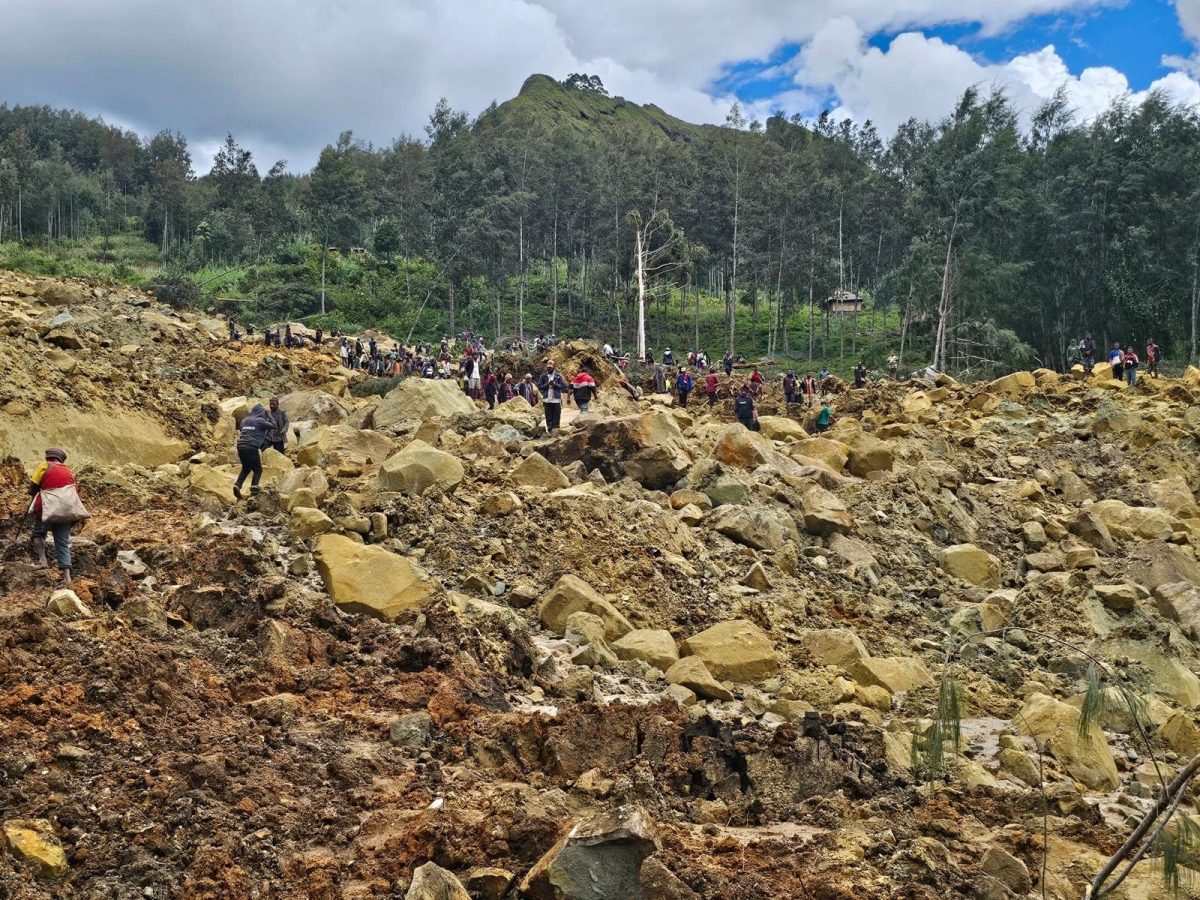 Hơn 300 người có thể đã thiệt mạng trong thảm kịch lở đất ở Papua New Guinea- Ảnh 1.