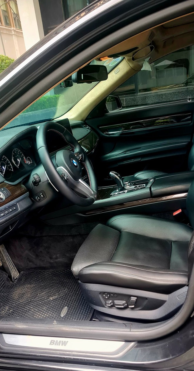 Chào BMW 750Li giá hơn 800 triệu, người bán khẳng định: ‘Tiền làm xe đắt hơn tiền xe, tiết kiệm xăng hơn Camry’- Ảnh 6.