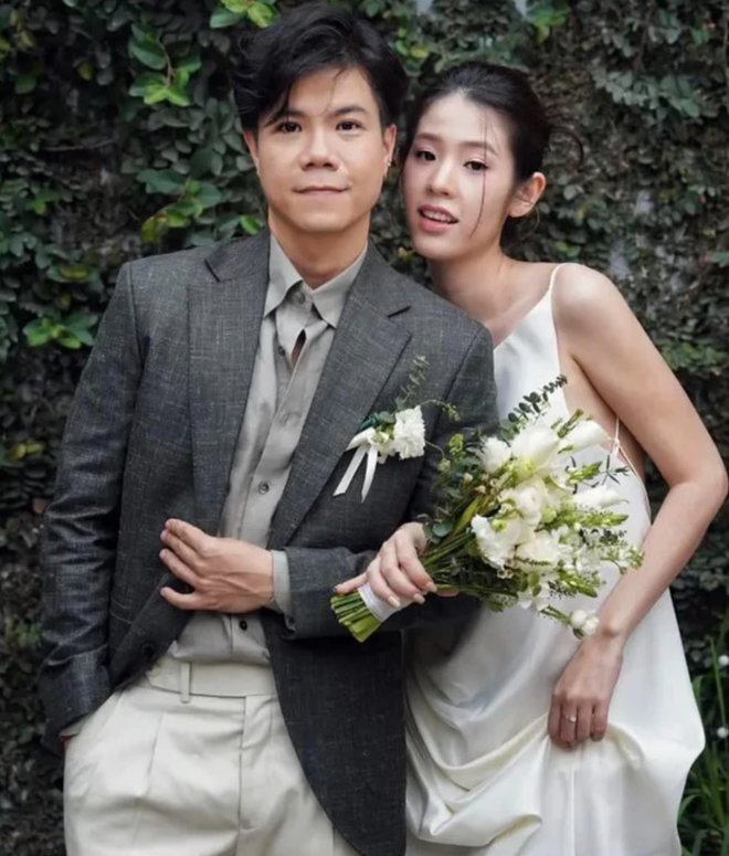 Đinh Mạnh Ninh tổ chức đám cưới tại Bắc Giang: Cô dâu lộ diện rạng rỡ, MC Phí Linh và bạn bè thân thiết tham dự- Ảnh 10.