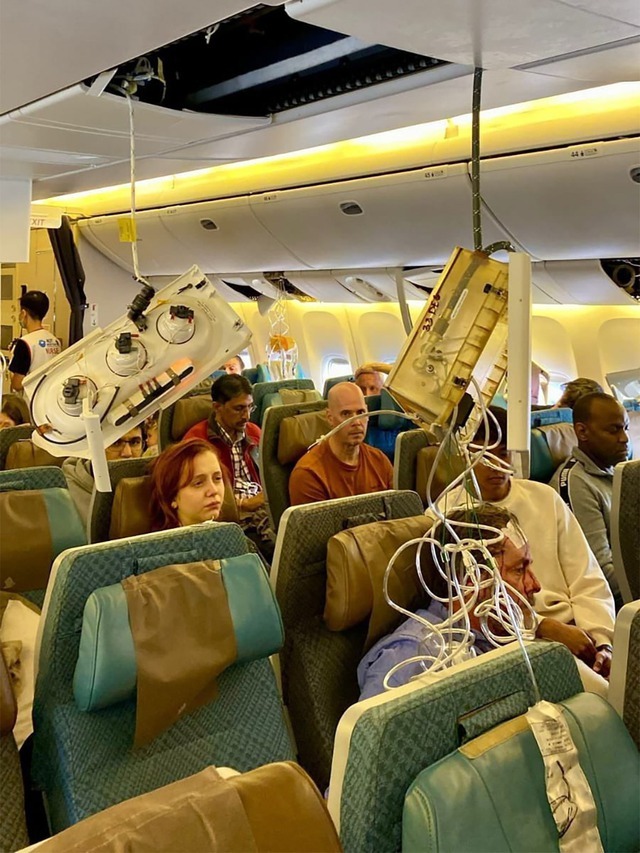 Máy bay Qatar gặp nhiễu động, nhiều người bị thương- Ảnh 2.