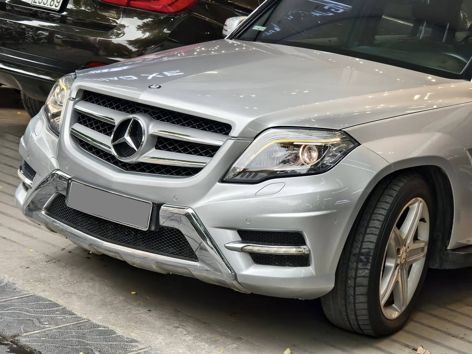 Chưa đến 600 triệu đã có Mercedes-Benz GLK mà 'cả Việt Nam chỉ có hơn 10 chiếc', nhưng đây sẽ là những điều bạn phải đánh đổi