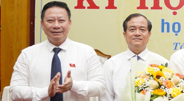 Ông Nguyễn Hồng Thanh giữ chức Phó Chủ tịch UBND tỉnh Tây Ninh- Ảnh 2.