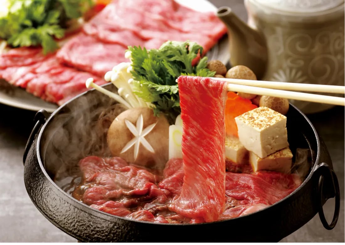 Đâu là lý do khiến Wagyu trở thành loại thịt bò đắt đỏ bậc nhất thế giới, giá một con cũng sánh ngang siêu xe?- Ảnh 2.