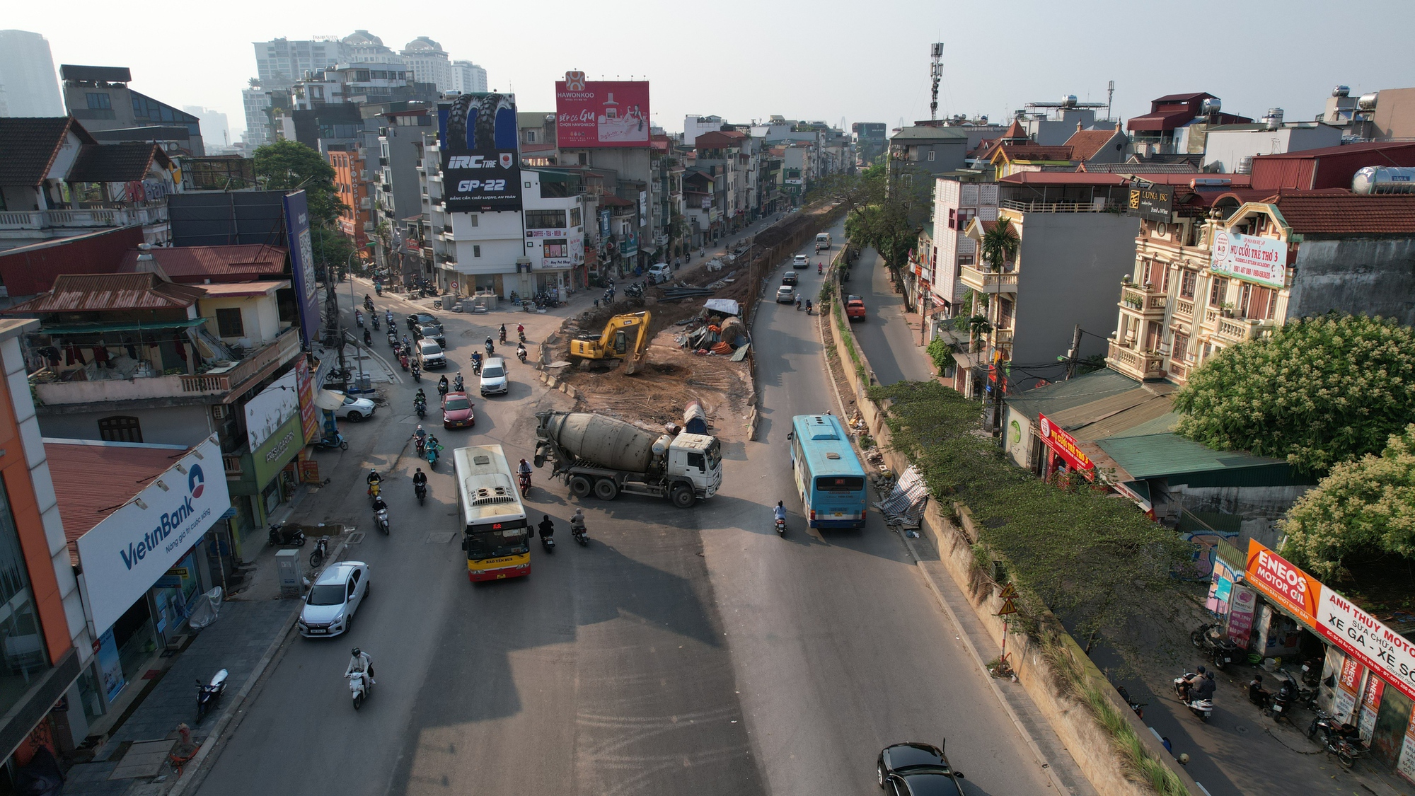 Cận cảnh dự án mở rộng đường đê hơn 800 tỷ đồng, lớn nhất Hà Nội gỡ được 'nút thắt', hẹn ngày về đích sớm- Ảnh 4.