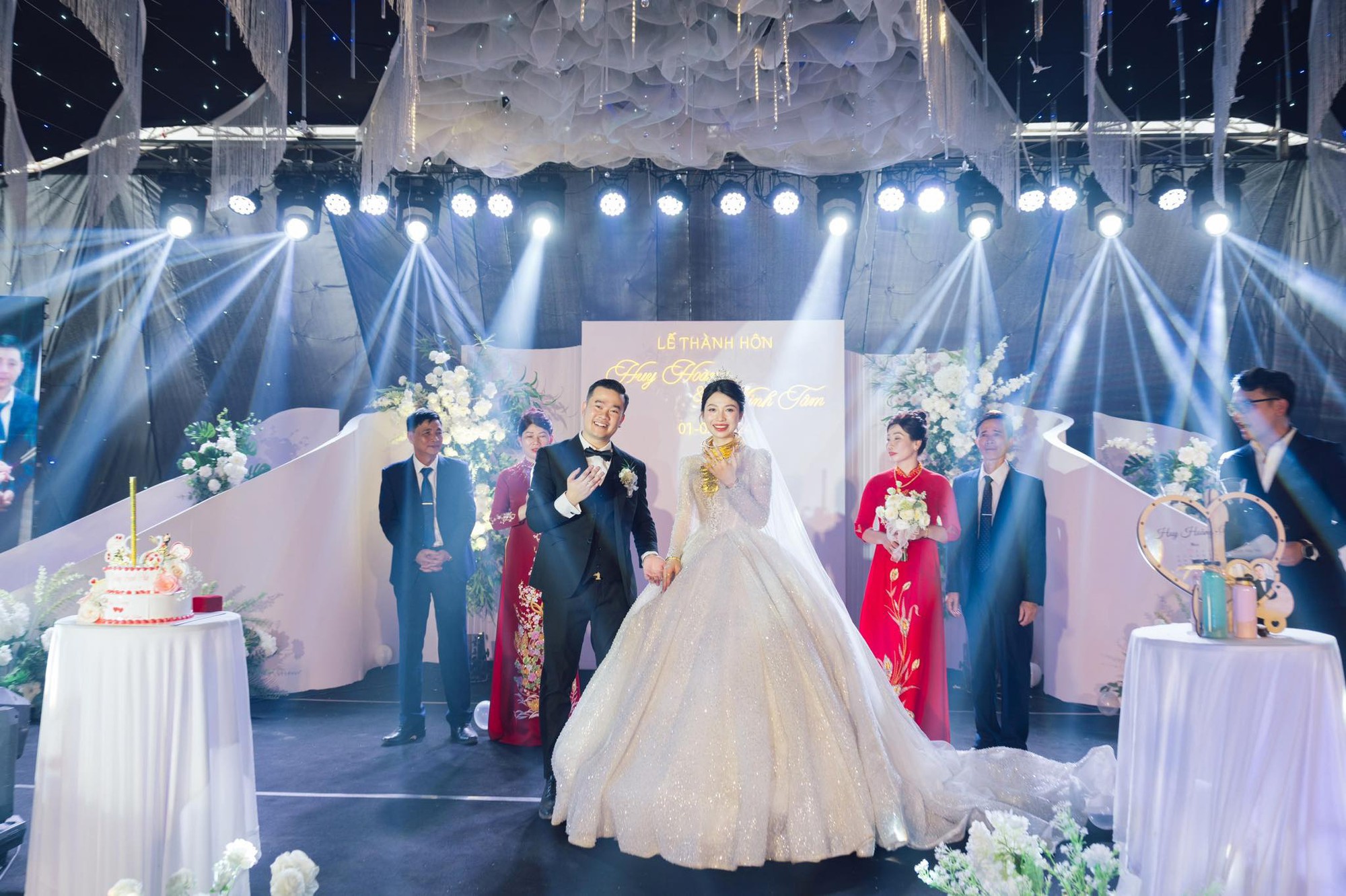 Từ Nhật Bản về Việt Nam làm đám cưới, cô dâu 