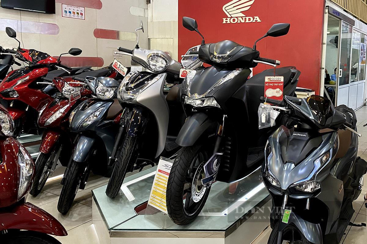 Loạt xe máy giảm giá trong tháng 5/2024: Honda Vision chỉ còn 30 triệu đồng, SH, Winner X, Yamaha Janus… cùng dưới mức đề xuất- Ảnh 1.