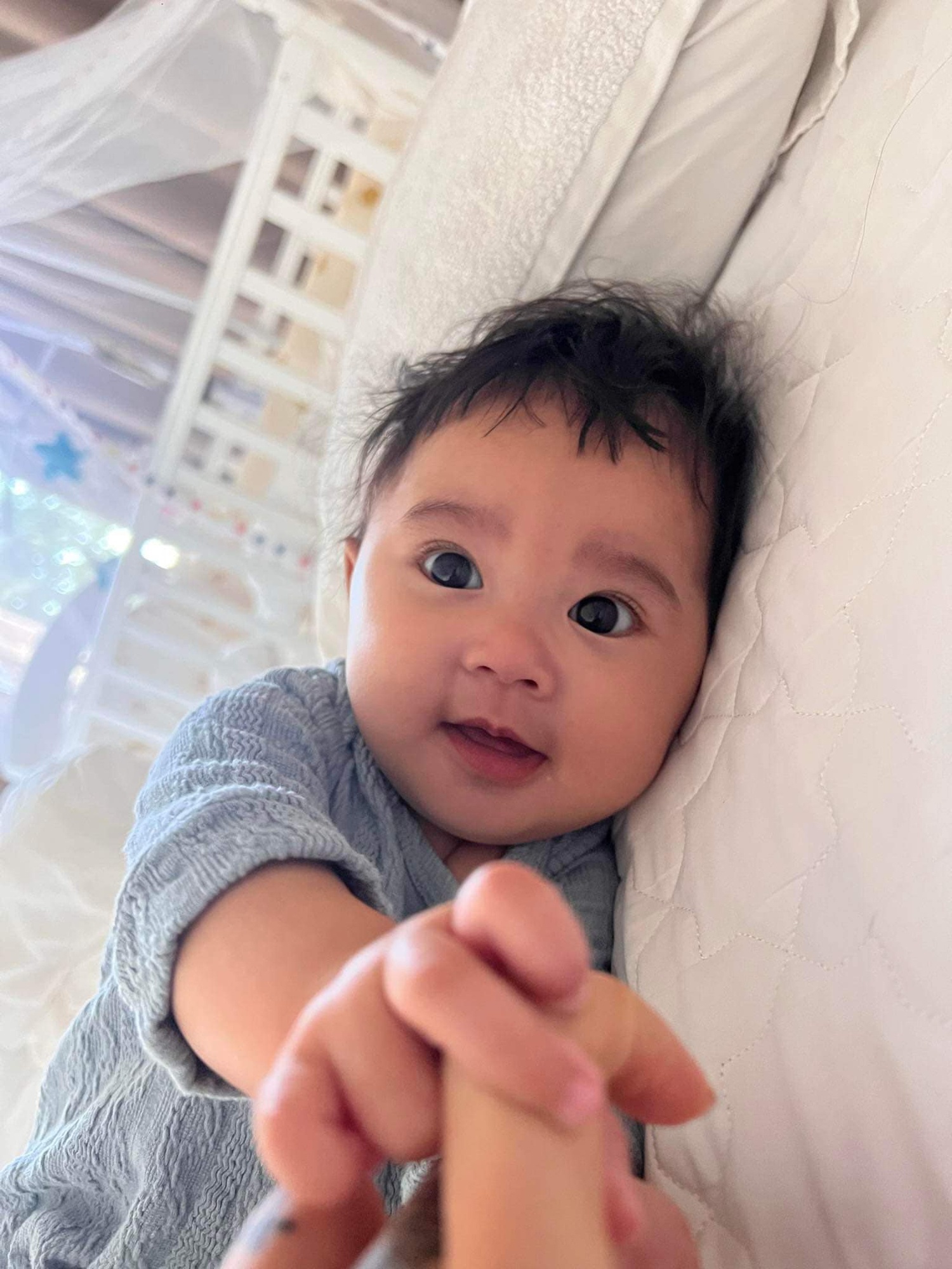 Bảo Anh đăng clip trò chuyện cực yêu lúc con gái 1 tháng tuổi, tiết lộ 