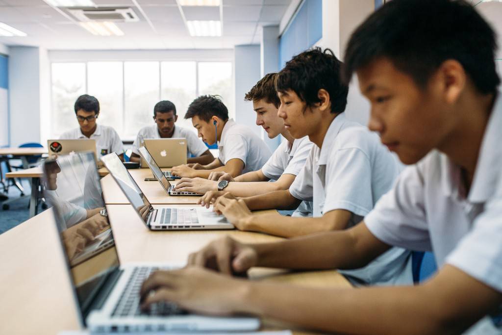 Giáo viên lâu năm thừa nhận: Học giỏi chưa chắc đã sớm thành đạt, 3 kiểu học sinh này ra đời mới dễ có tương lai hứa hẹn hơn- Ảnh 1. Giáo viên lâu năm thừa nhận: Học giỏi chưa chắc đã sớm thành đạt, 3 kiểu học sinh này ra đời mới dễ có tương lai hứa hẹn hơn- Ảnh 1.
