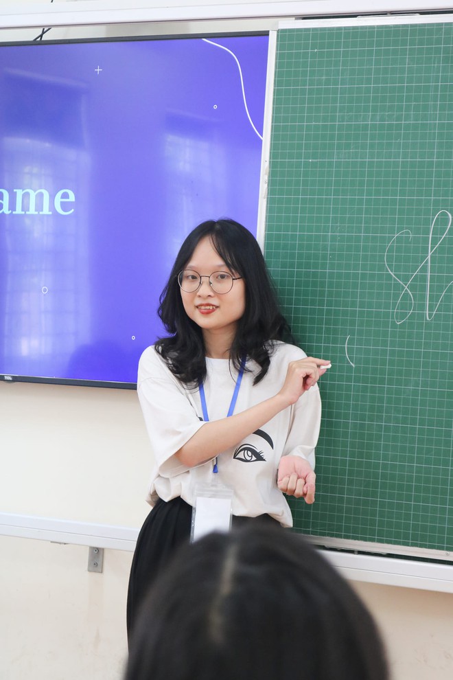 Quỳnh Mây - cô bạn Gen Z học từ Nam Á đến châu Âu, trở thành 1 trong 30 người trên thế giới nhận học bổng Oxford toàn phần!- Ảnh 4.