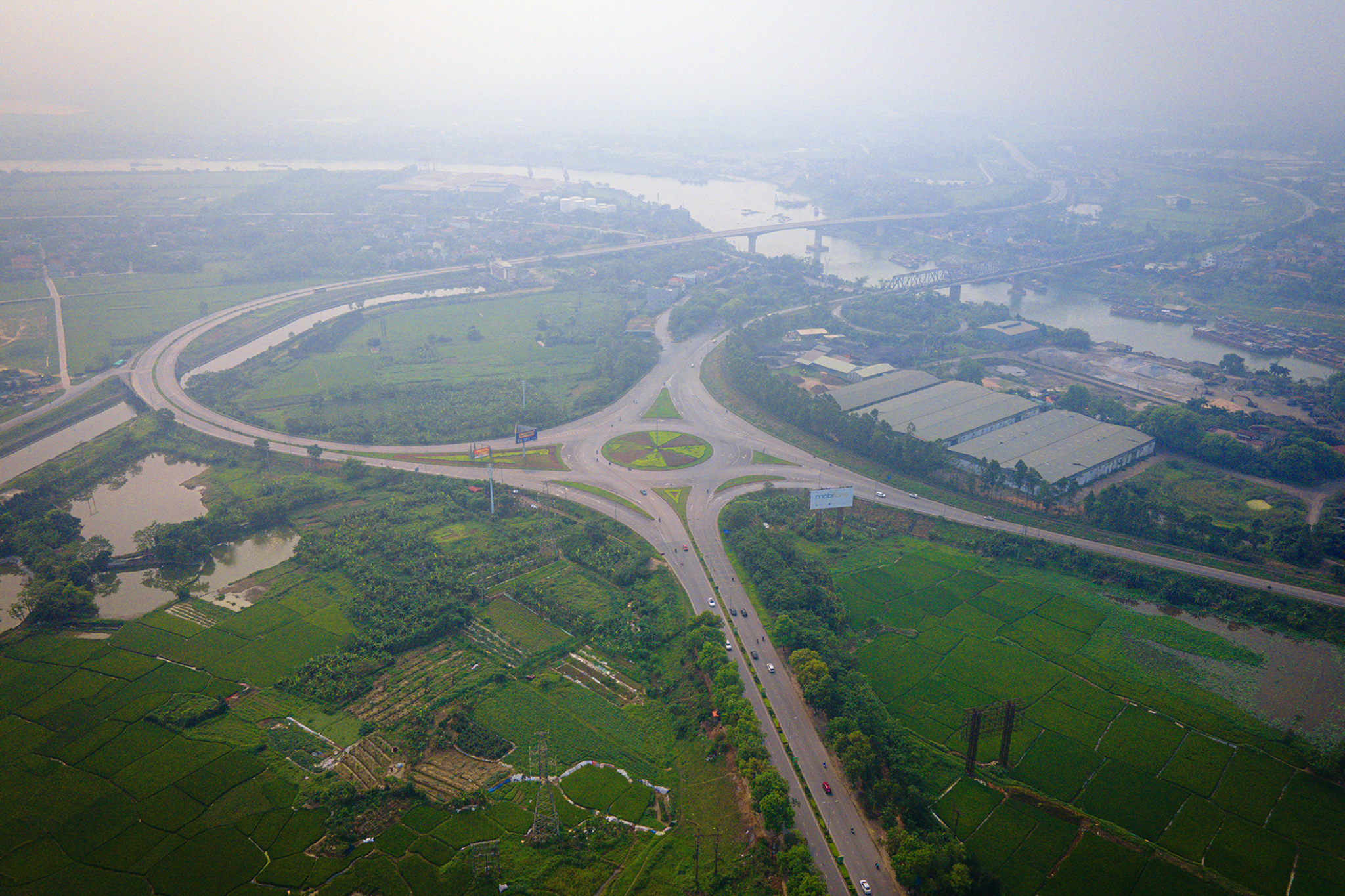 Đại lộ trong thành phố từng dài nhất Việt Nam: hơn 3.000 số nhà, là trục chính của đô thị hơn 200.000 dân- Ảnh 2.